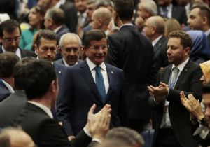  AK Parti siyasi istikrarın teminatı 