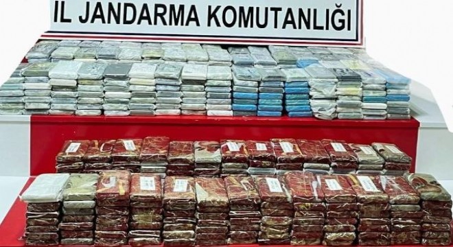 Jandarmadan kaçak telefon operasyonu