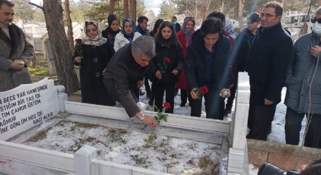 Raci Alkır dualarla anıldı