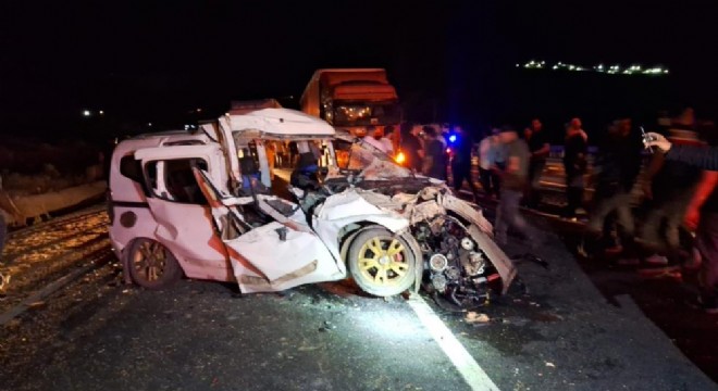 Tercan yolunda trafik kazası: 3 ölü, 3 yaralı