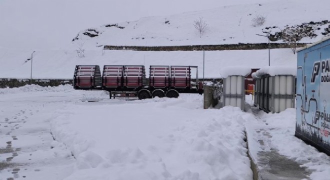 Uzundere’de doğalgaz kesintisine tepki