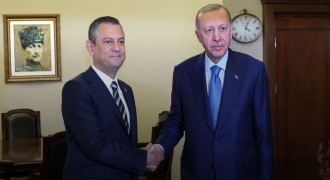 Erdoğan, CHP Genel Başkanı Özel’i ziyaret etti